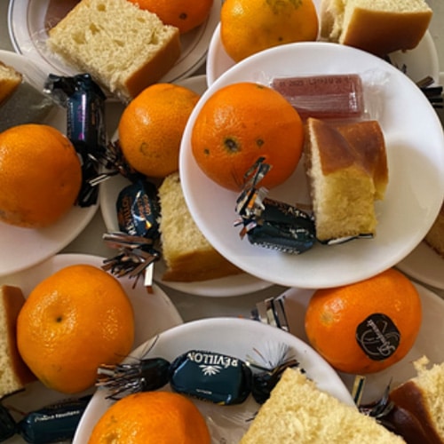 La Constance - Résidence seniors à Marseille - Photo des desserts du repas de Noël 2023